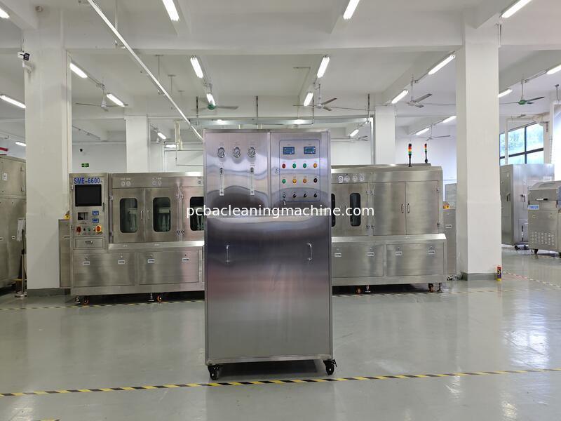 نطاق ضغط الغاز 0.4-0.6Mpa آلة تنظيف PCB تنظيف العملية التنظيف يضمن نتائج التنظيف لخطوط التجميع الإلكترونية